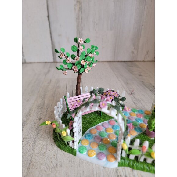 Dept 56 55160 Easter One Hop Walk‎ village accessory decor spring - Picture 7 of 9